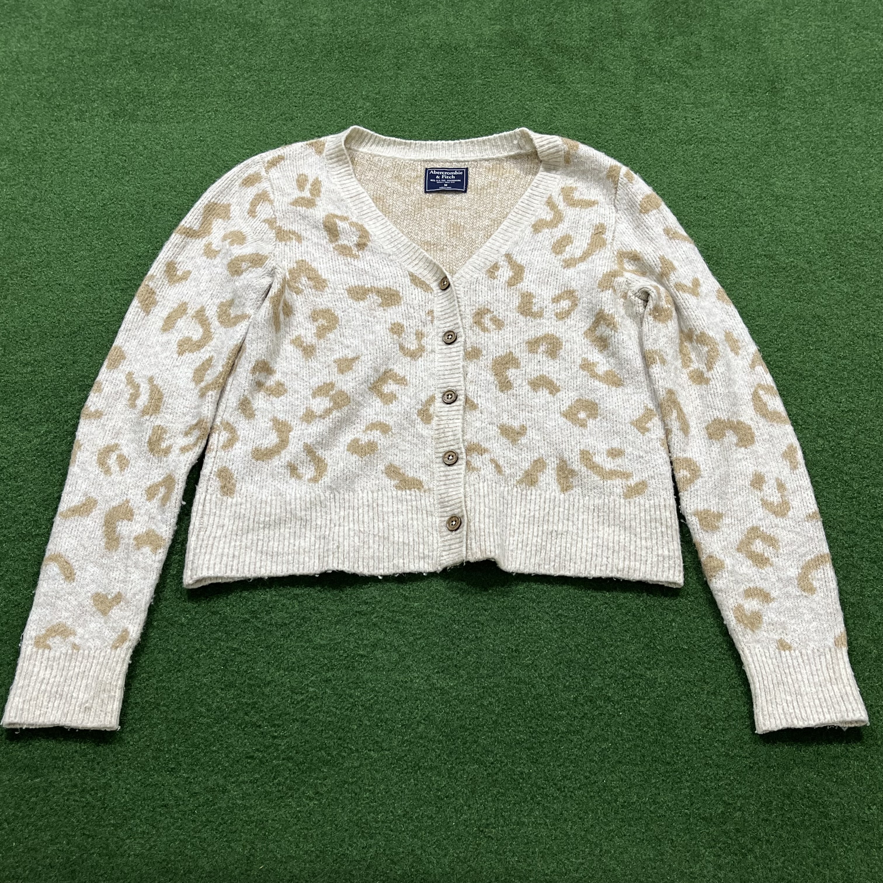 mixed brand cardigan wholesale bundle - 6 pcs - gr..