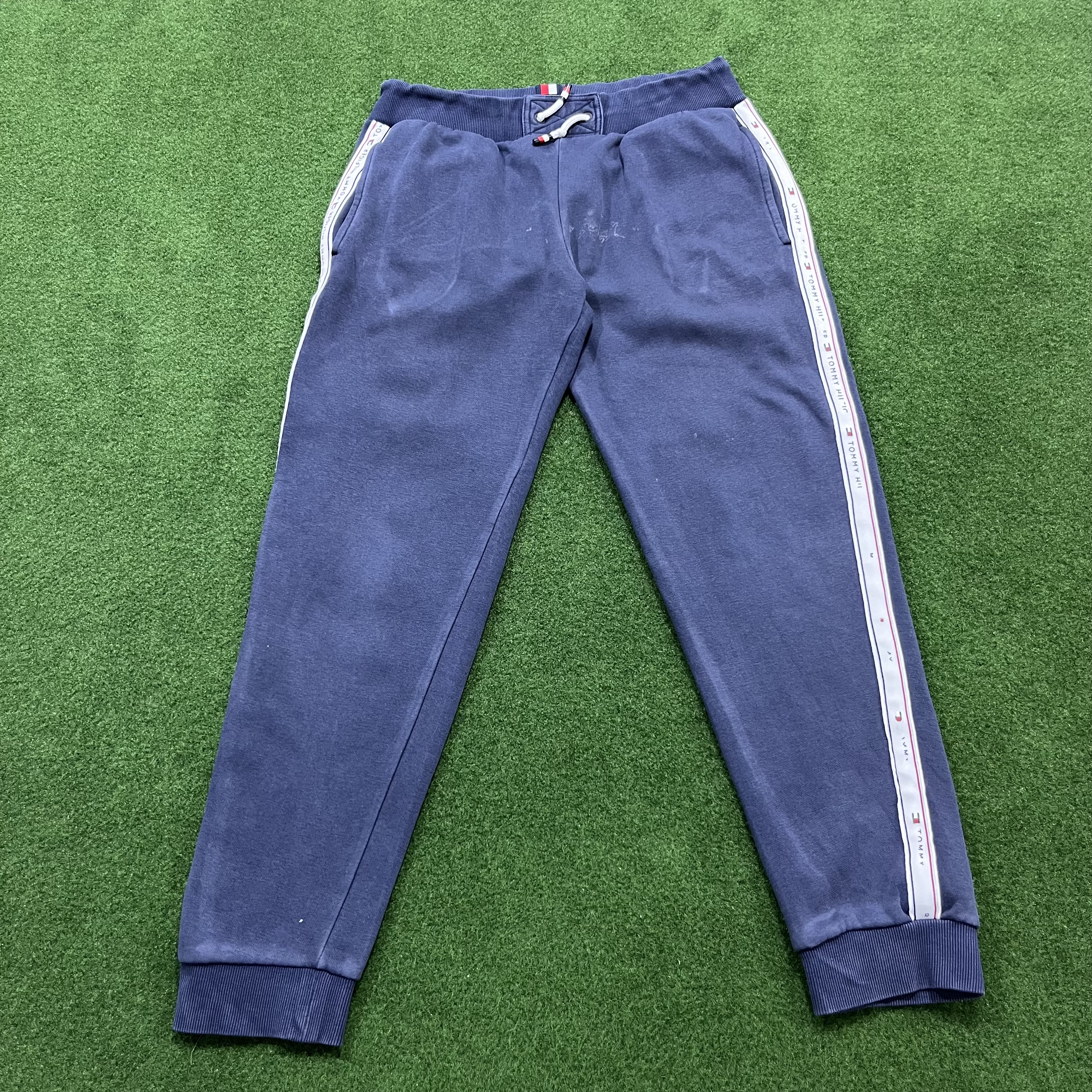tommy hilfiger trouser wholesale bundle - 13 pcs -..