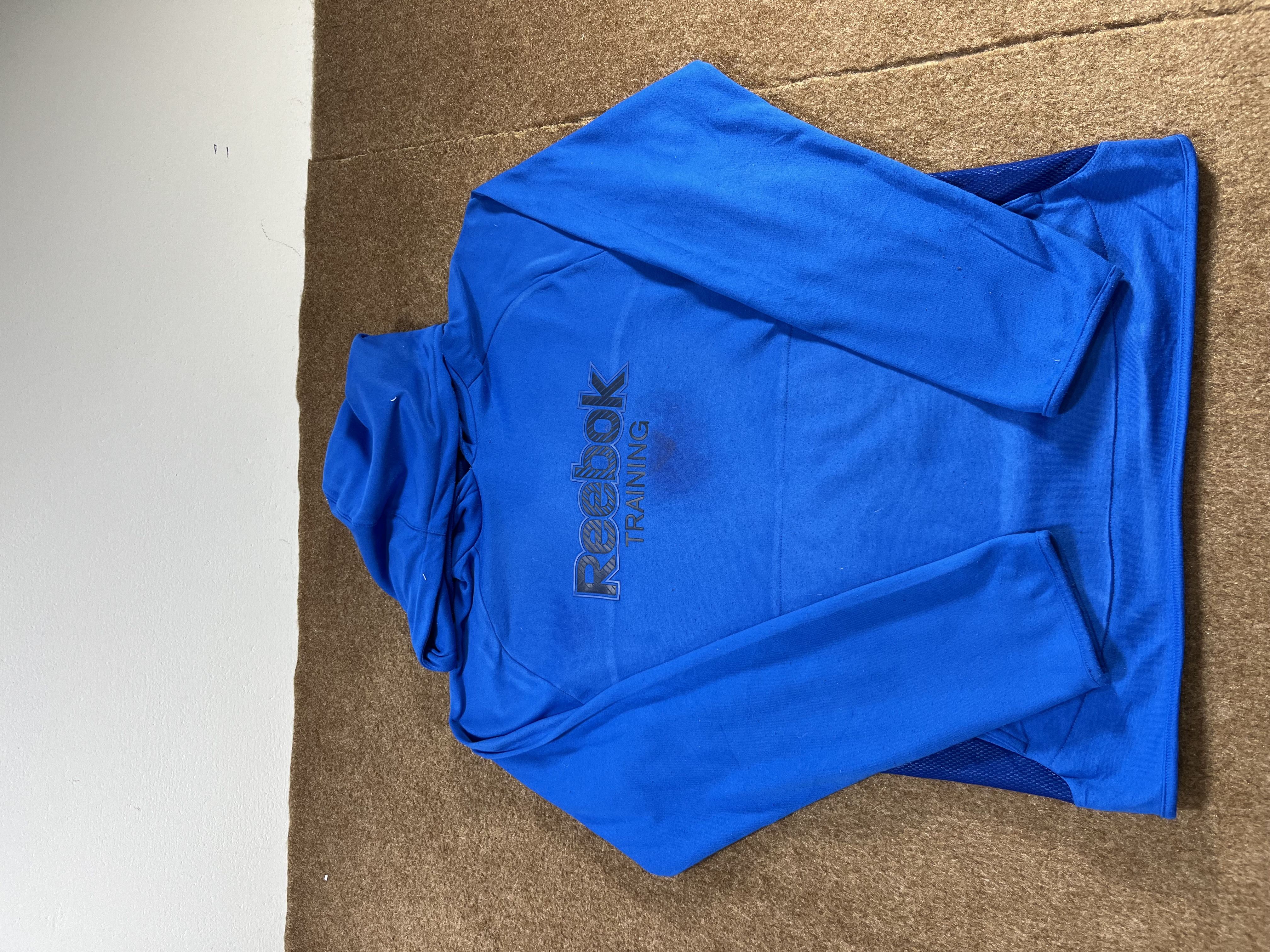 mixed brand hoodie wholesale bundle - 6 pcs - grad..